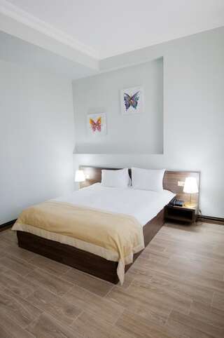 Отель Boutique Hotel O. Galogre Батуми Стандартный двухместный номер с 1 кроватью-6