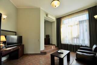 Отель Boutique Hotel O. Galogre Батуми Люкс-10